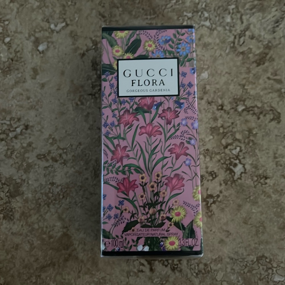 BRAND NEW Gucci Flora
